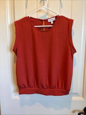 Gilli Rust Red Sleeveless Blouson Camisole